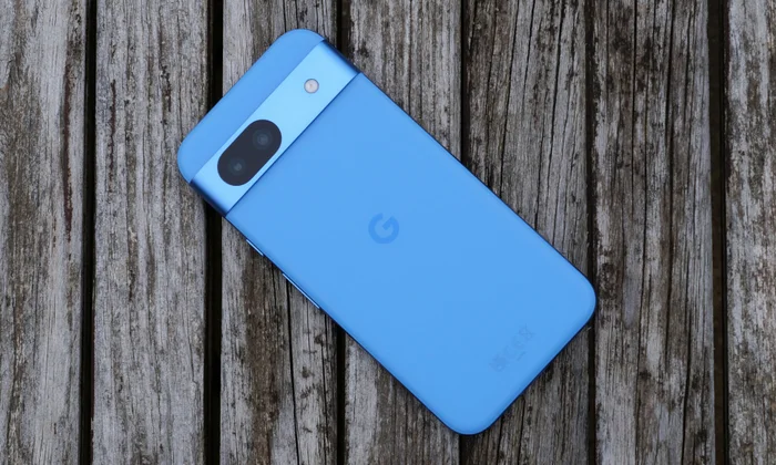 Hochwertige Google Pixel 8a Hülle in verschiedenen Designs und Materialien.